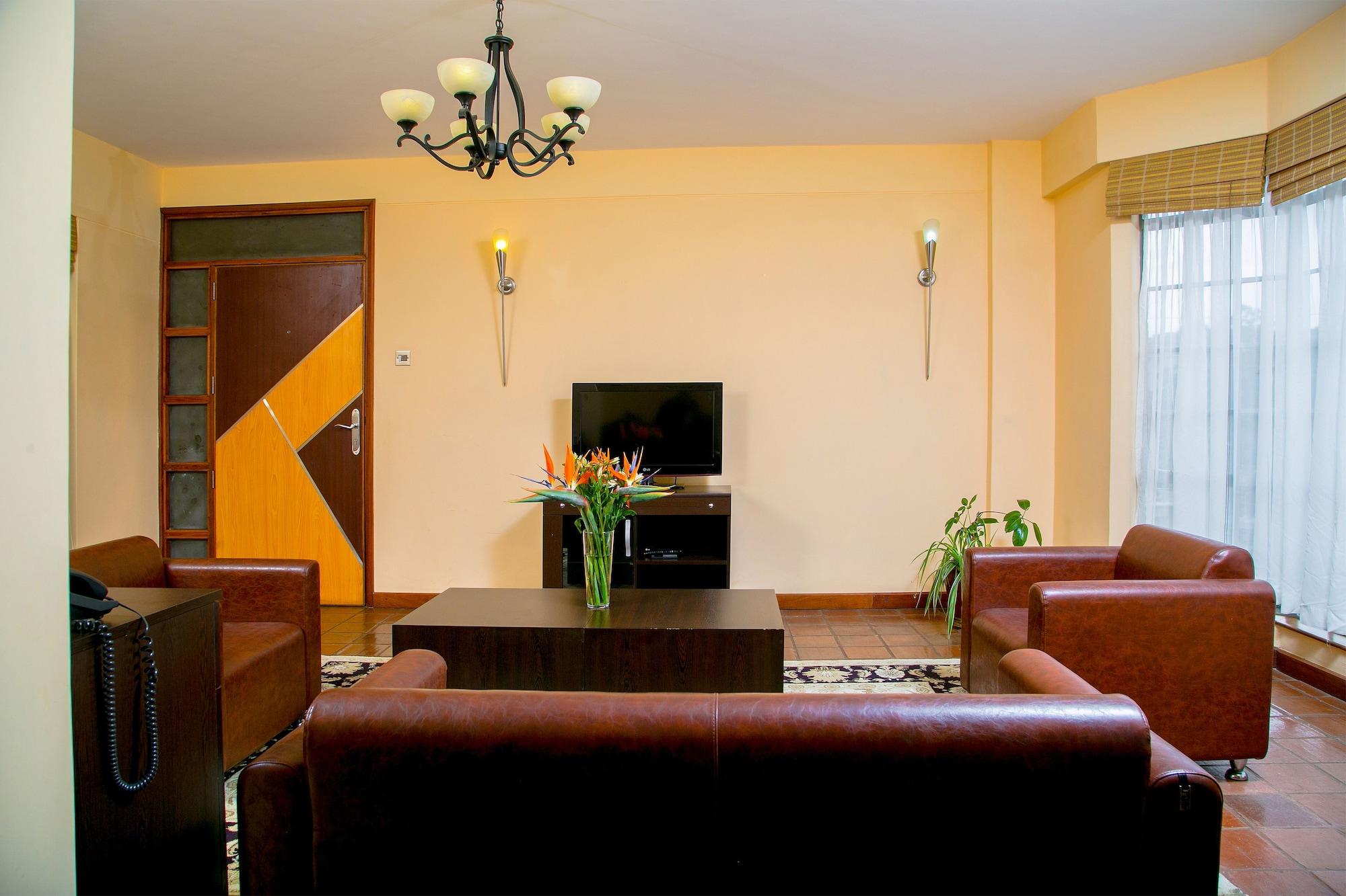 Batians Apartment Hotel Nairobi Exterior photo