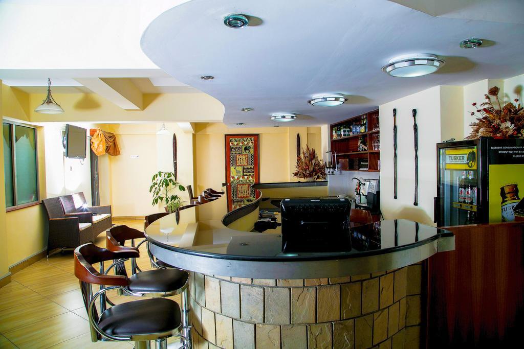 Batians Apartment Hotel Nairobi Exterior photo