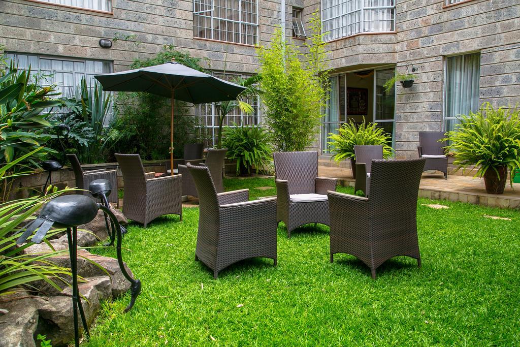 Batians Apartment Hotel Nairobi Exterior photo