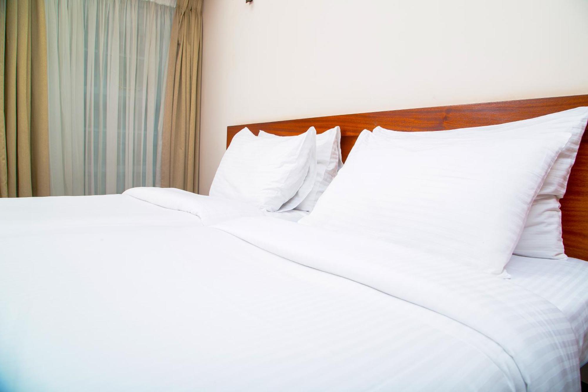 Batians Apartment Hotel Nairobi Room photo